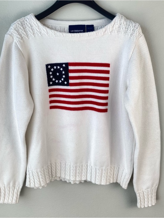 Liz Claiborne Sweaters - Liz Claiborne Liz Sport Vintage Sweater American Flag White Cotton Size SP Flaw